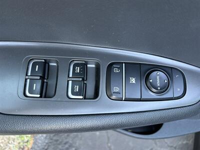 2020 Kia Optima S   - Photo 15 - Lecanto, FL 34461