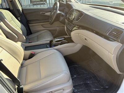2020 Honda Pilot Elite   - Photo 16 - Lecanto, FL 34461