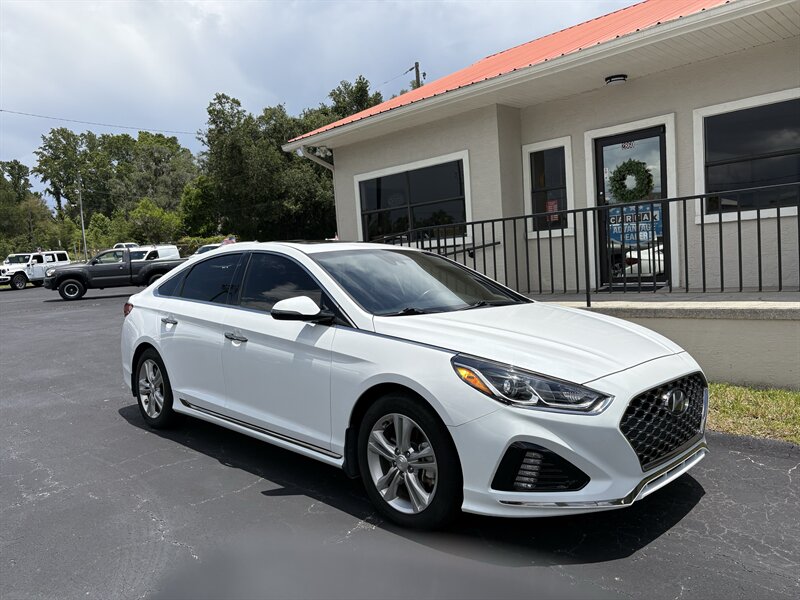 2019 Hyundai SONATA Sport   - Photo 1 - Lecanto, FL 34461