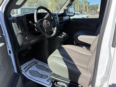 2023 GMC Savana 2500   - Photo 9 - Lecanto, FL 34461