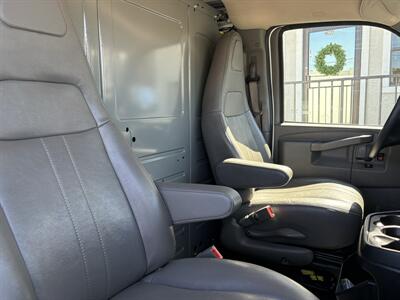 2023 GMC Savana 2500   - Photo 17 - Lecanto, FL 34461