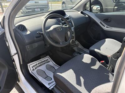 2011 Toyota Yaris   - Photo 8 - Lecanto, FL 34461