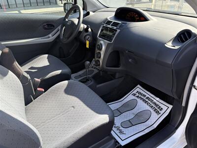 2011 Toyota Yaris   - Photo 16 - Lecanto, FL 34461