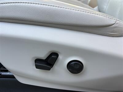 2021 Chrysler Pacifica Touring L   - Photo 19 - Lecanto, FL 34461