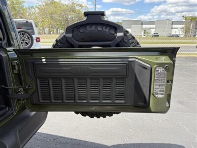 2022 Jeep Wrangler Unlimited Willys   - Photo 29 - Lecanto, FL 34461