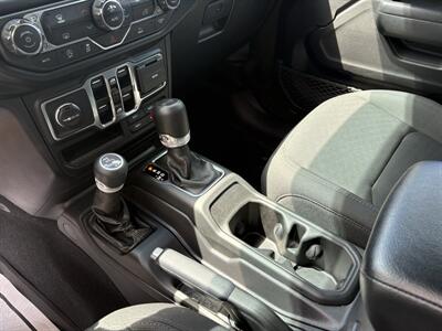 2022 Jeep Wrangler Unlimited Willys   - Photo 15 - Lecanto, FL 34461