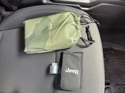 2022 Jeep Wrangler Unlimited Willys   - Photo 21 - Lecanto, FL 34461