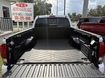 2022 Toyota Tacoma SR5 V6   - Photo 20 - Lecanto, FL 34461
