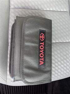 2022 Toyota Tacoma SR5 V6   - Photo 18 - Lecanto, FL 34461
