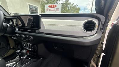 2025 Jeep Wrangler Sport - Photo 35 - Lecanto, FL 34461