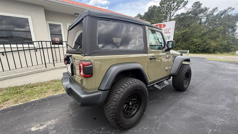 2025 Jeep Wrangler Sport - Photo 10 - Lecanto, FL 34461
