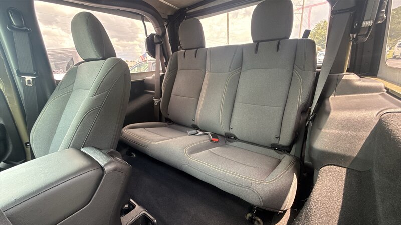 2025 Jeep Wrangler Sport - Photo 30 - Lecanto, FL 34461