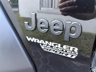 2021 Jeep Wrangler Unlimited Sport   - Photo 29 - Lecanto, FL 34461
