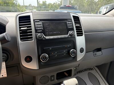 2017 Nissan Frontier SV   - Photo 11 - Lecanto, FL 34461