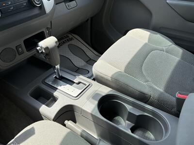 2017 Nissan Frontier SV   - Photo 12 - Lecanto, FL 34461