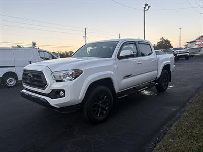 2022 Toyota Tacoma SR5 V6   - Photo 2 - Lecanto, FL 34461