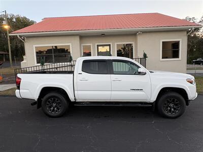 2022 Toyota Tacoma SR5 V6   - Photo 4 - Lecanto, FL 34461