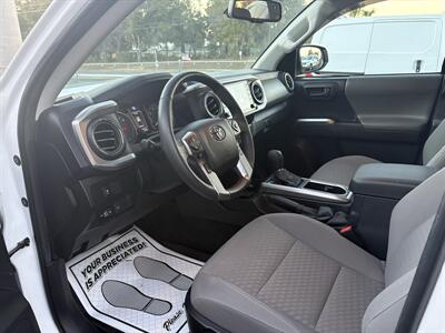 2022 Toyota Tacoma SR5 V6   - Photo 7 - Lecanto, FL 34461
