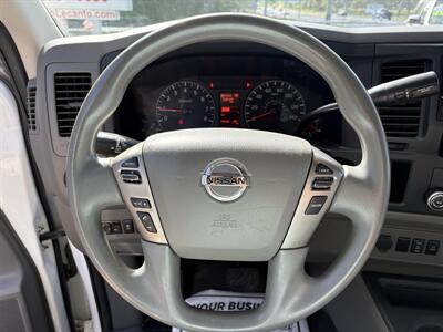 2018 Nissan NV 2500 HD SV   - Photo 12 - Lecanto, FL 34461