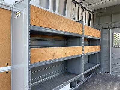 2018 Nissan NV 2500 HD SV   - Photo 29 - Lecanto, FL 34461