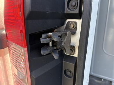 2018 Nissan NV 2500 HD SV   - Photo 32 - Lecanto, FL 34461