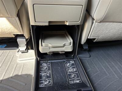2012 Toyota Highlander Hybrid Limited   - Photo 15 - Lecanto, FL 34461