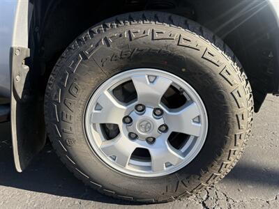 2015 Toyota Tacoma V6 SR5 - Photo 33 - Lecanto, FL 34461
