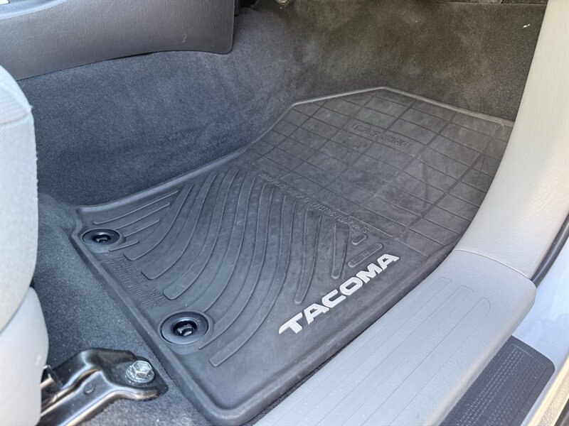 2015 Toyota Tacoma V6 SR5 - Photo 30 - Lecanto, FL 34461