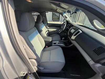 2015 Toyota Tacoma V6 SR5 - Photo 23 - Lecanto, FL 34461