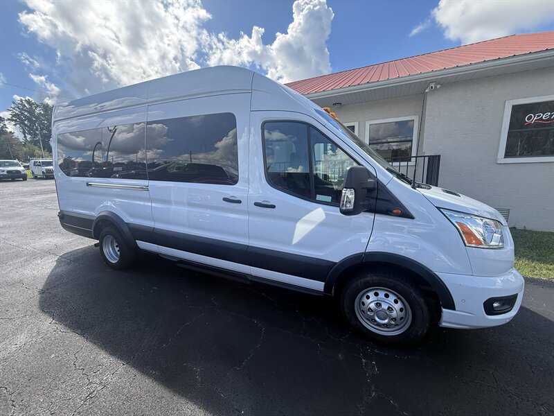 2020 Ford Transit 350 HD XL - Photo 9 - Lecanto, FL 34461