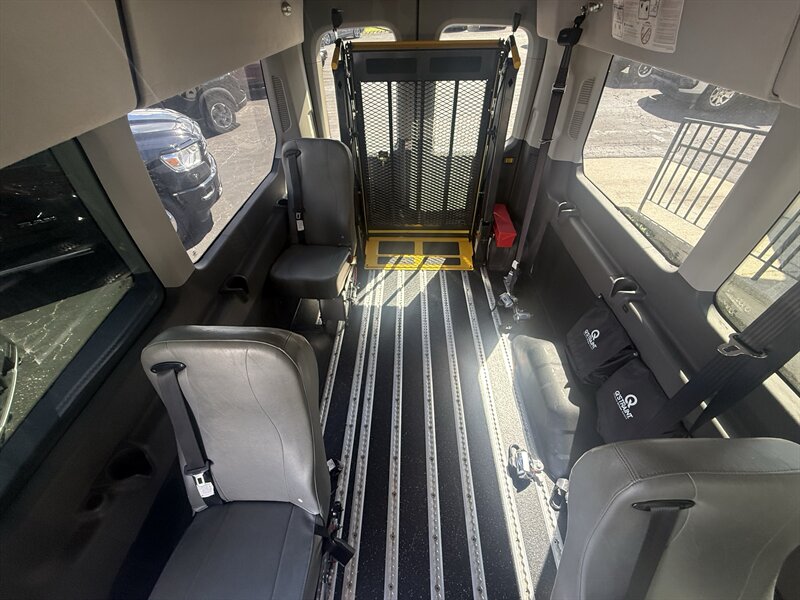 2020 Ford Transit 350 HD XL - Photo 36 - Lecanto, FL 34461