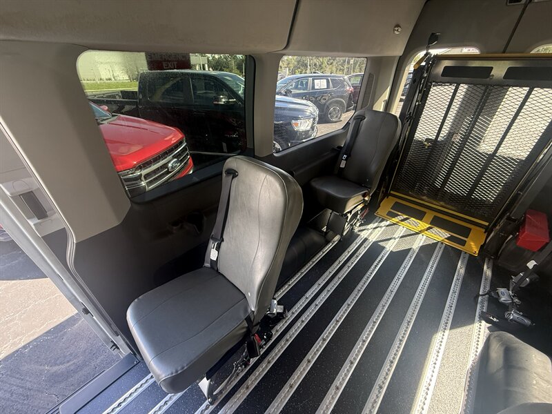 2020 Ford Transit 350 HD XL - Photo 35 - Lecanto, FL 34461