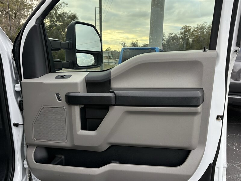 2021 Ford F-250 Super Duty XL - Photo 13 - Lecanto, FL 34461