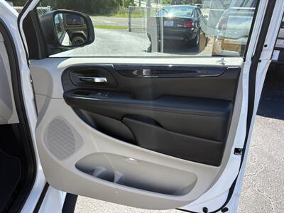 2019 Dodge Grand Caravan SE - Photo 20 - Lecanto, FL 34461