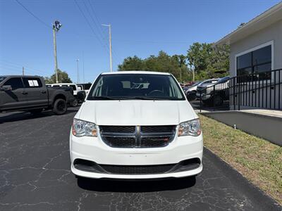 2019 Dodge Grand Caravan SE - Photo 3 - Lecanto, FL 34461