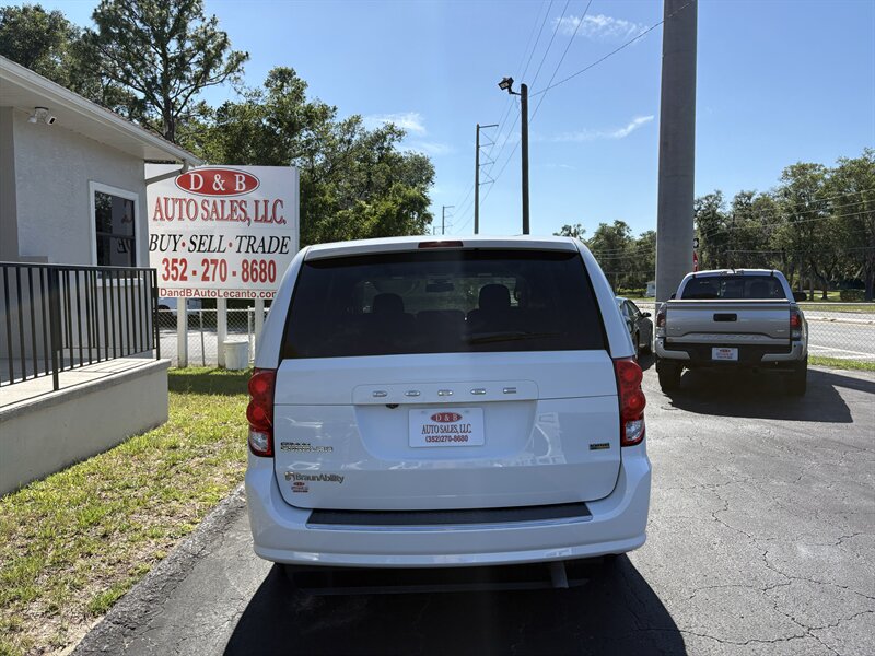 2019 Dodge Grand Caravan SE - Photo 7 - Lecanto, FL 34461