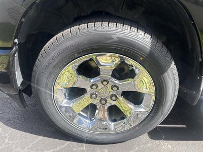 2020 RAM 1500 Big Horn   - Photo 14 - Lecanto, FL 34461