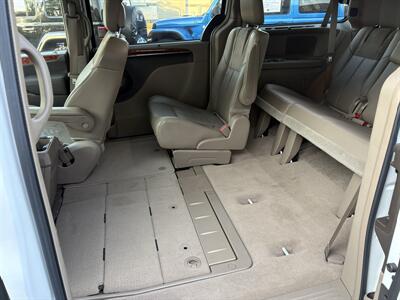2014 Chrysler Town & Country Limited - Photo 30 - Lecanto, FL 34461