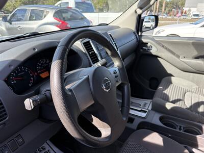 2012 Nissan Frontier SV V6   - Photo 10 - Lecanto, FL 34461