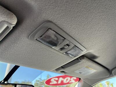 2012 Nissan Frontier SV V6   - Photo 14 - Lecanto, FL 34461