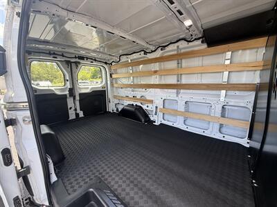 2025 Ford Transit 250 Low Roof - Photo 25 - Lecanto, FL 34461