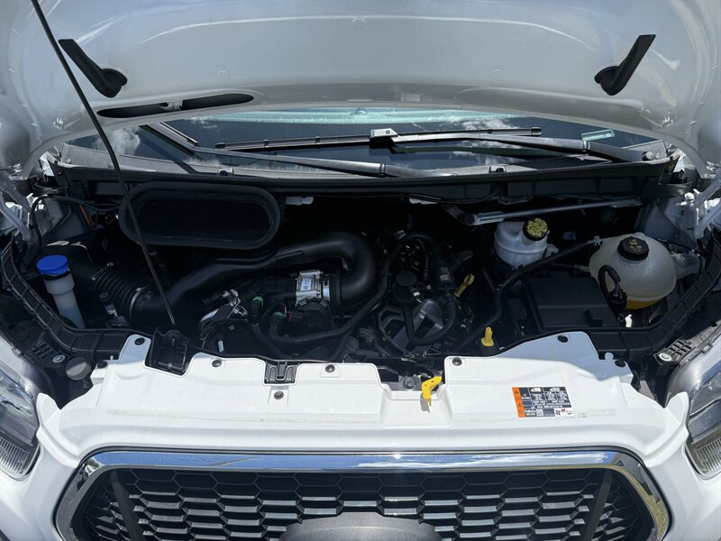 2025 Ford Transit 250 Low Roof - Photo 32 - Lecanto, FL 34461