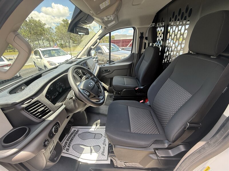 2025 Ford Transit 250 Low Roof - Photo 17 - Lecanto, FL 34461