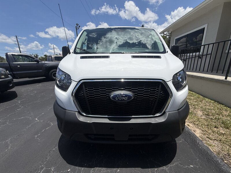 2025 Ford Transit 250 Low Roof - Photo 2 - Lecanto, FL 34461