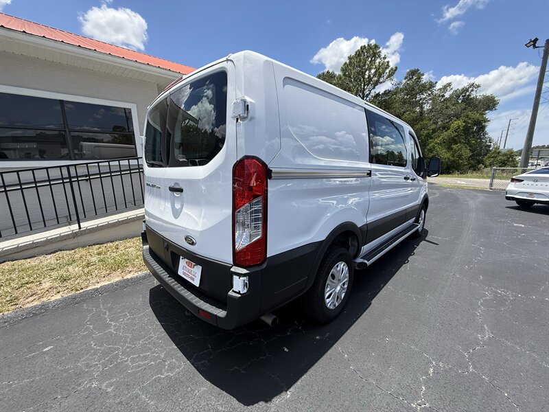 2025 Ford Transit 250 Low Roof - Photo 6 - Lecanto, FL 34461