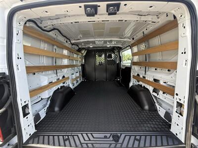 2025 Ford Transit 250 Low Roof - Photo 30 - Lecanto, FL 34461