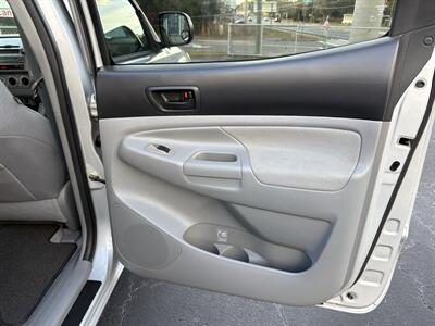 2010 Toyota Tacoma V6 SR5 TRD OFF ROAD - Photo 15 - Lecanto, FL 34461