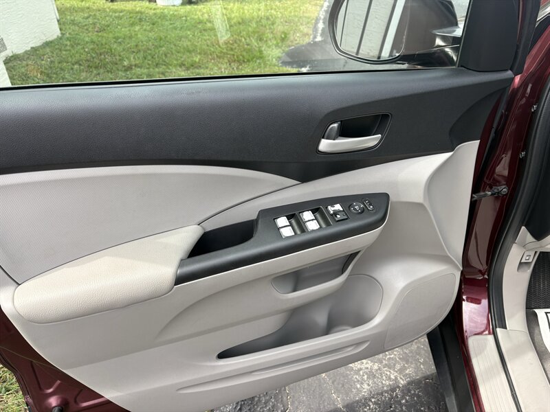 2012 Honda CR-V LX - Photo 11