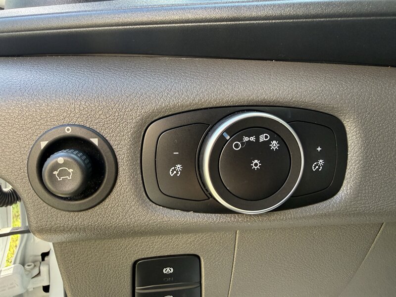 2021 Ford Transit 350 XL 15 Passenger High Roof Ecoboost - Photo 12 - Lecanto, FL 34461