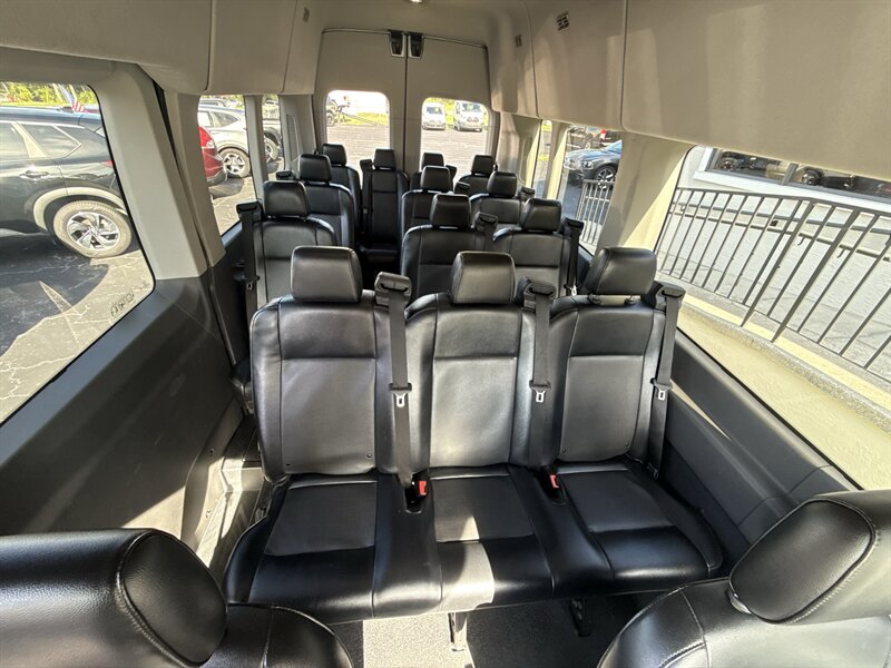 2021 Ford Transit 350 XL 15 Passenger High Roof Ecoboost - Photo 26 - Lecanto, FL 34461